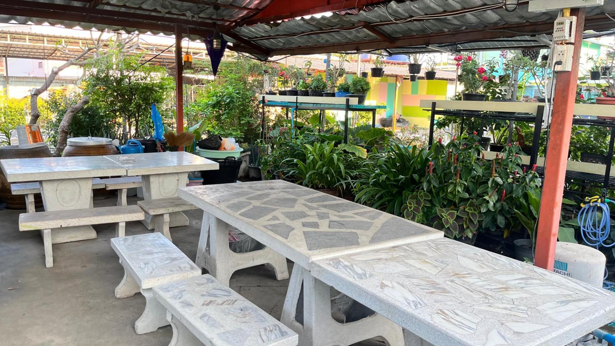 Pa Chalermchai Guesthouse กรุงเทพมหานคร ภายนอก รูปภาพ